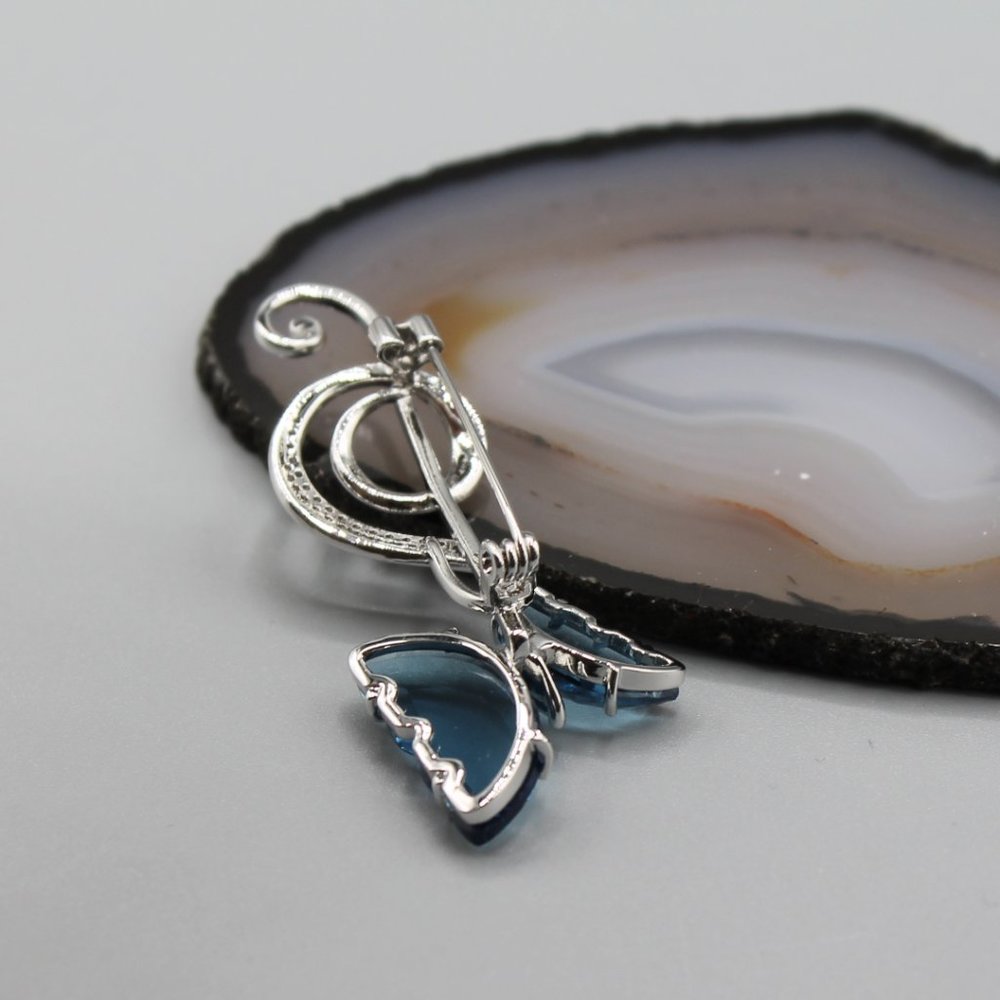 Jewelry pin brooch butterfly music note silver blue crystals elegant beautiful - Picture 6 of 10